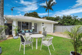 White Casa, Surfers Paradise